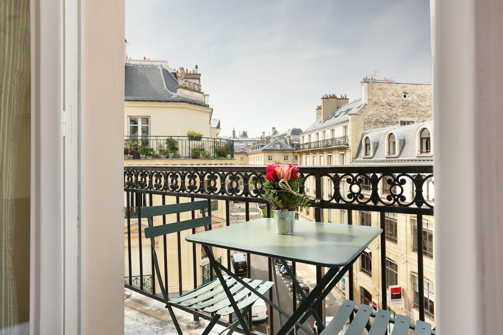 Hotel Du College De France Paris Exterior photo
